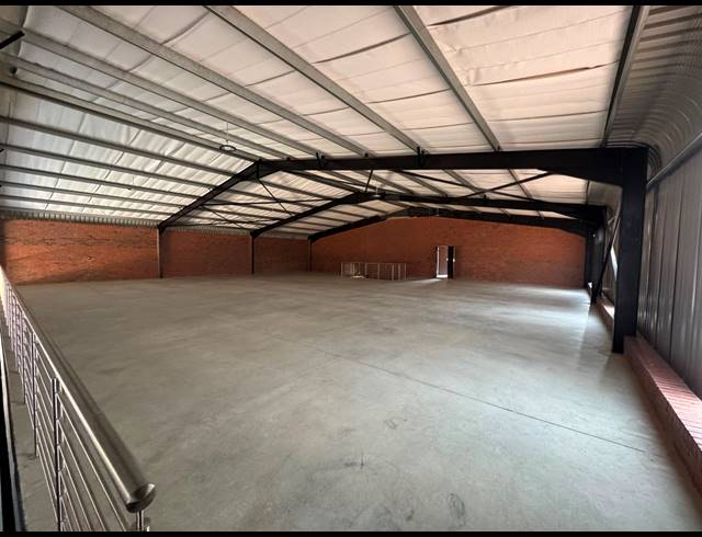 900M² WAREHOUSE TO LET IN CHLOORKOP